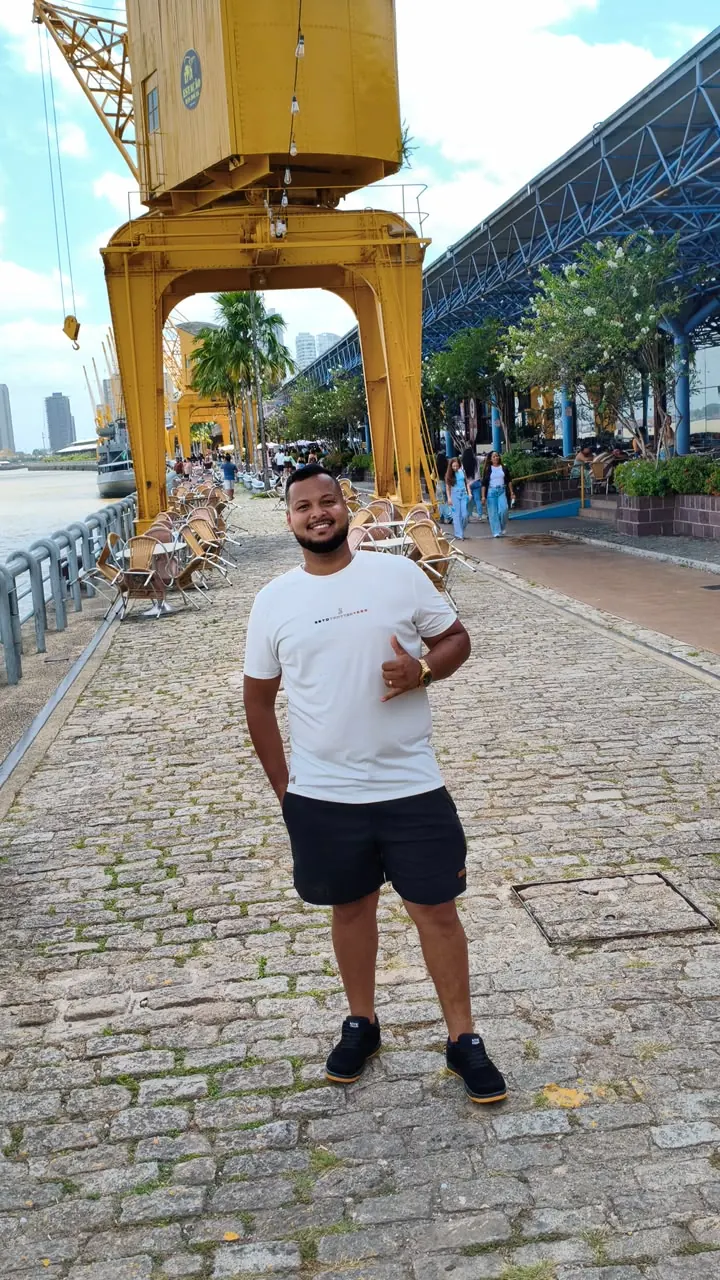 Cliente Quero+ Viagens no cais histórico de Buenos Aires